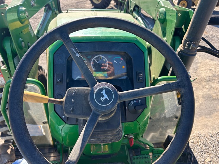 john-deere-5055e-image-13