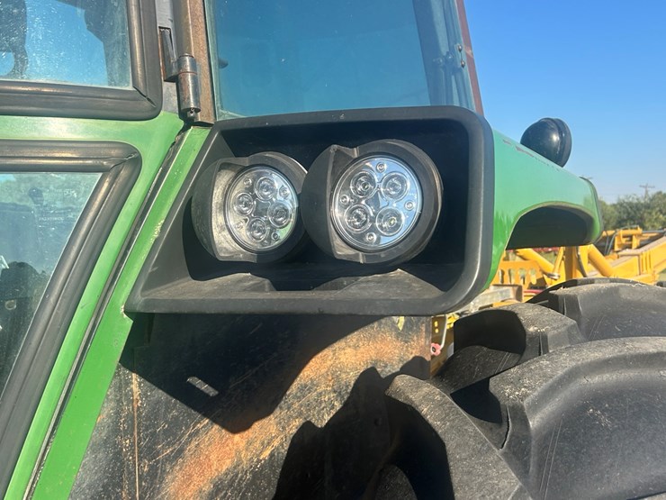 john-deere-4240-image-23