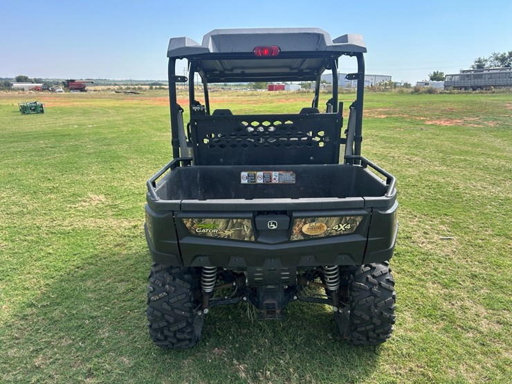 #18-•-2016-john-deere-xuv550s4-image-4