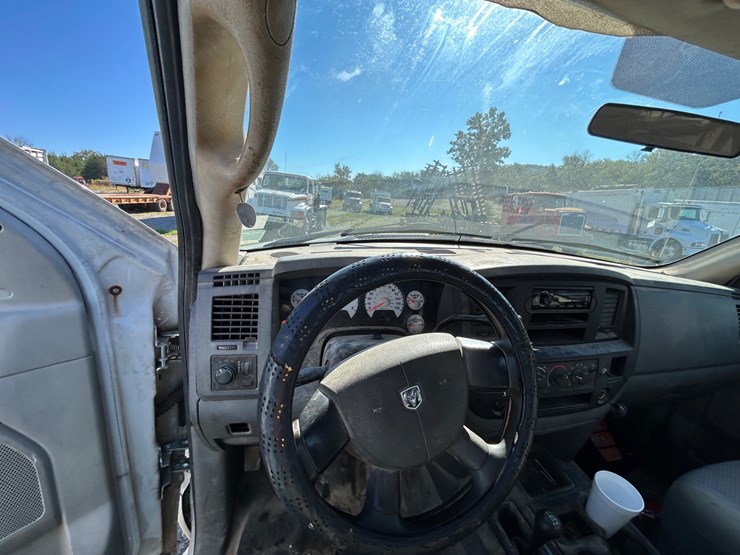 2006-dodge-ram-2500-image-11