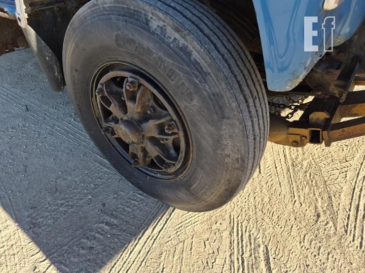 1994-ford-l8000-image-8