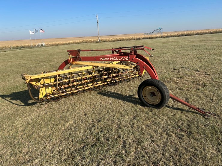 new-holland-260-image-2