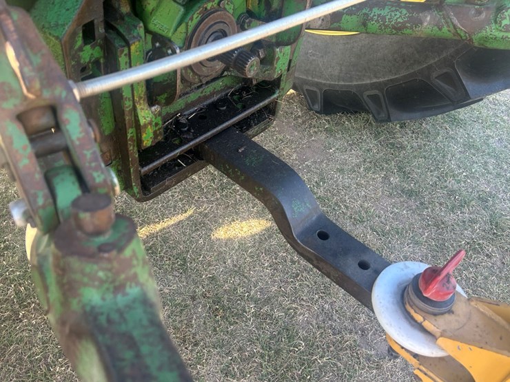 john-deere-4240-image-6