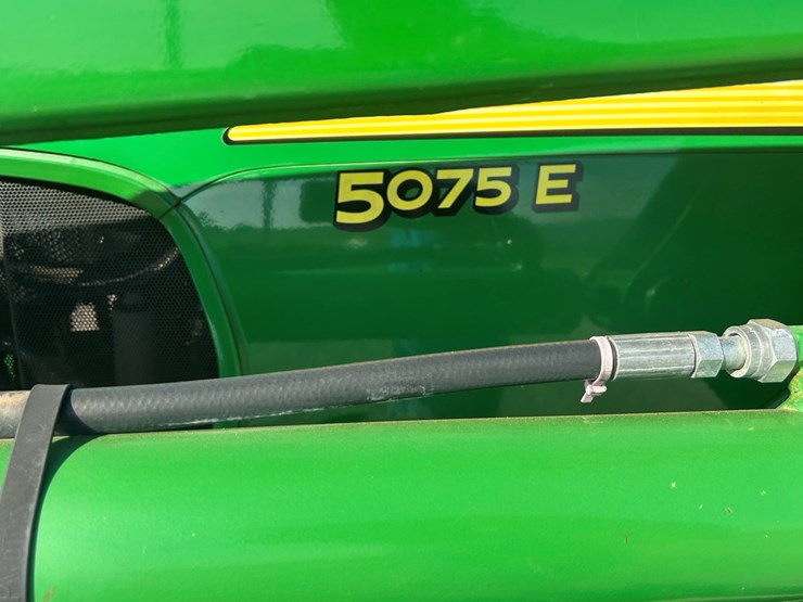 john-deere-5075e-image-16