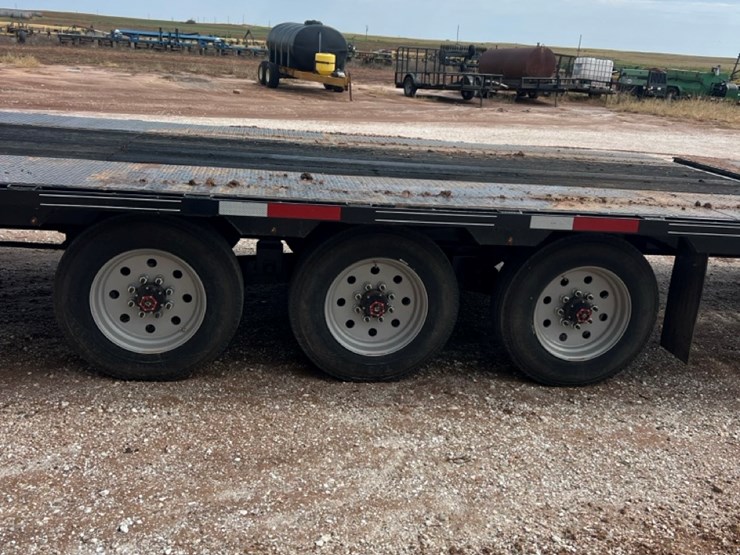 #34-•-2024-wyatt-gn-flatbed-image-5