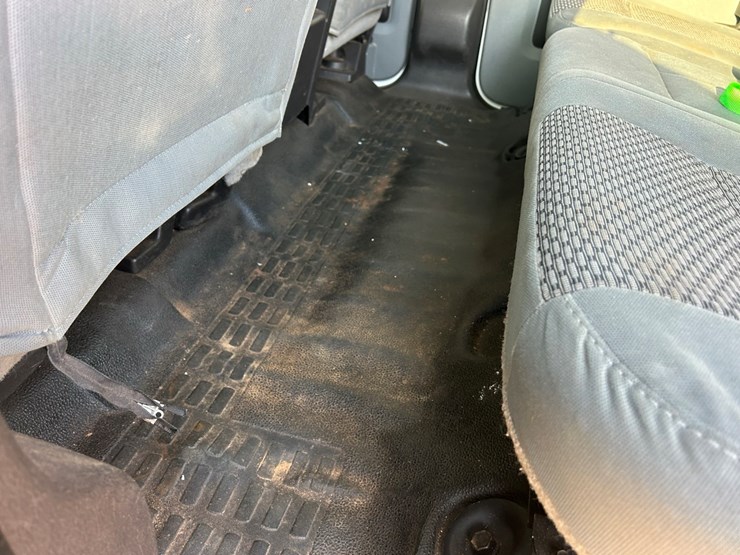 2011-ford-f250-image-21