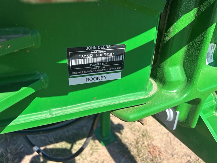 2021-john-deere-1775nt-image-15