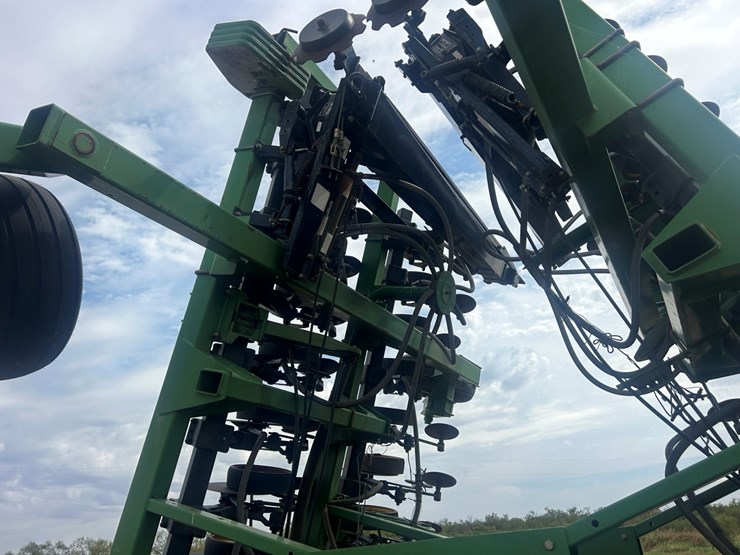 john-deere-1850-image-15
