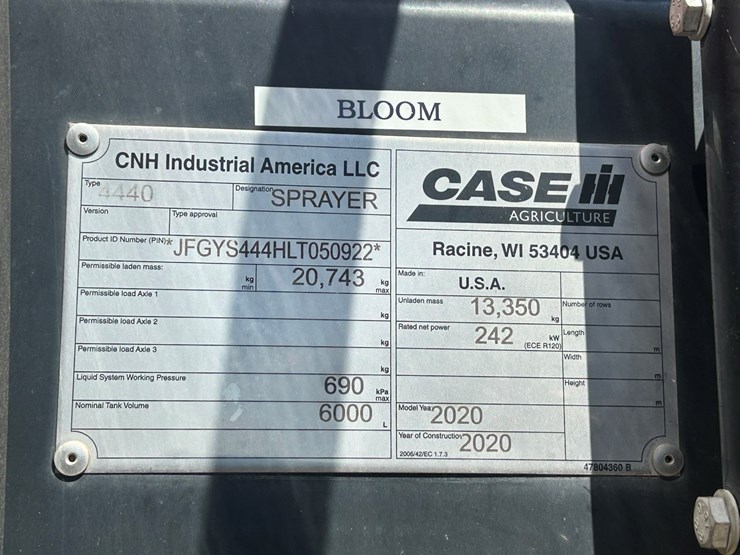 2020-case-ih-patriot-4440-image-33