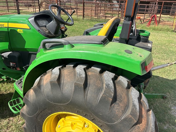 john-deere-4066m-image-9