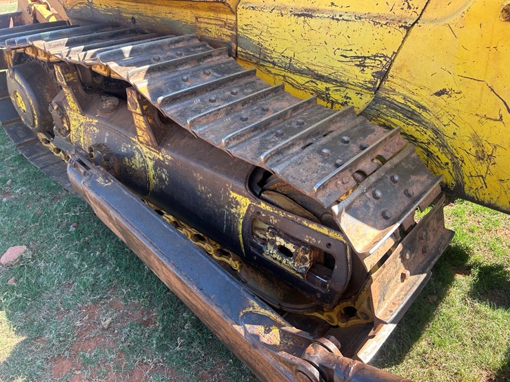 komatsu-d65ex-image-18
