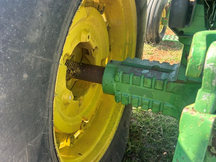 john-deere-4640-image-10