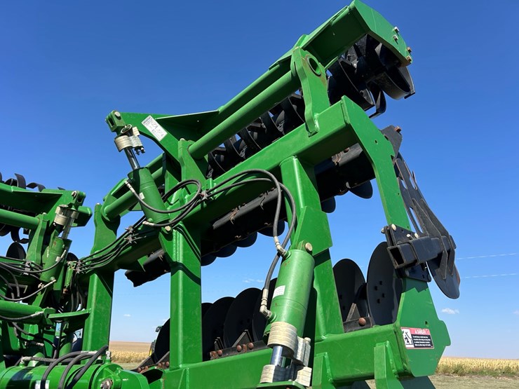 2020-john-deere-2020-image-14