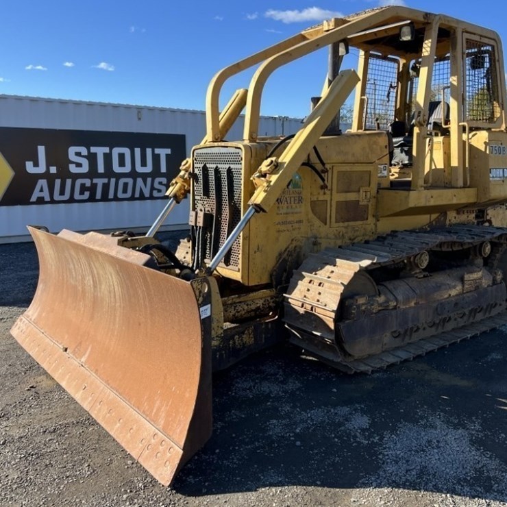 1993 DEERE 750B