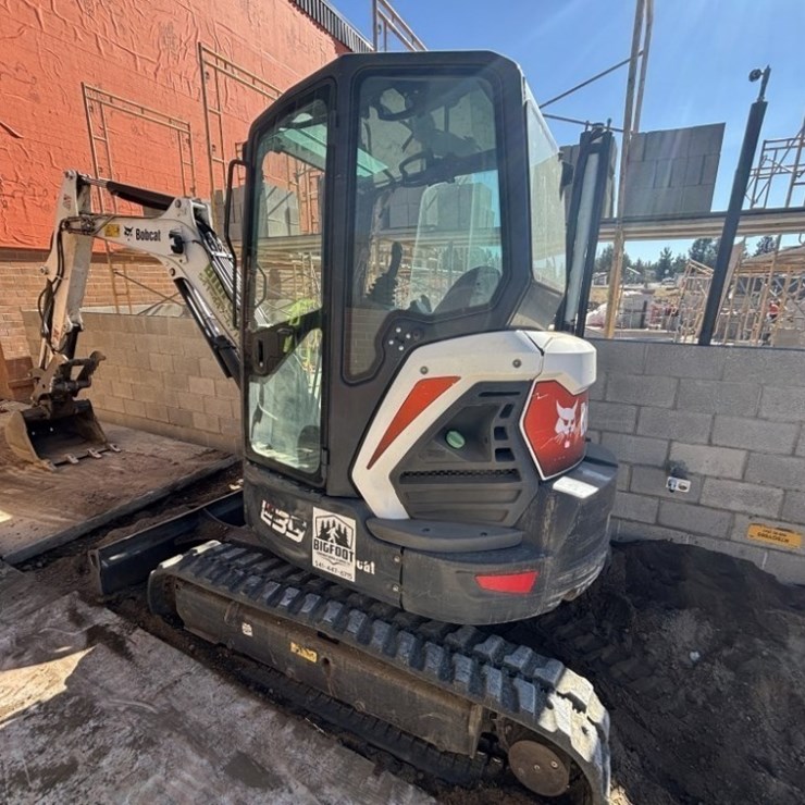 BOBCAT E35