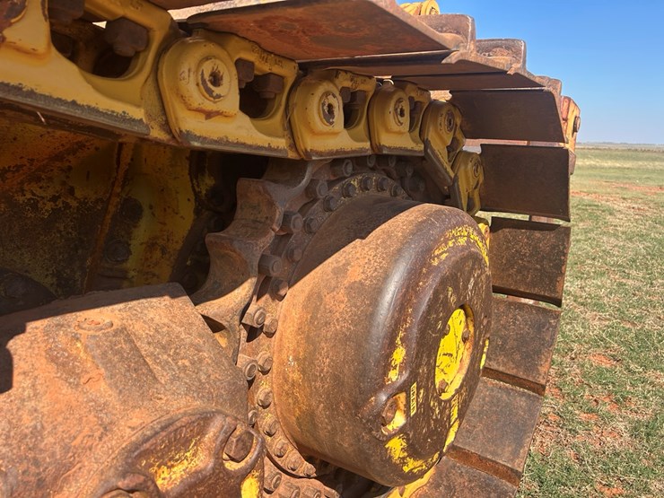 komatsu-d65ex-image-7