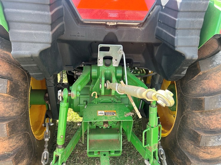 john-deere-4066m-image-6