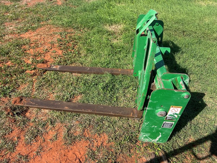 john-deere-726-image-1