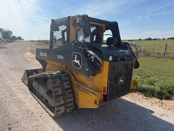 deere-325g-image-4