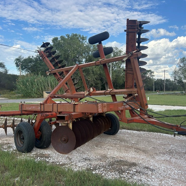 CRUST BUSTER OFFSET