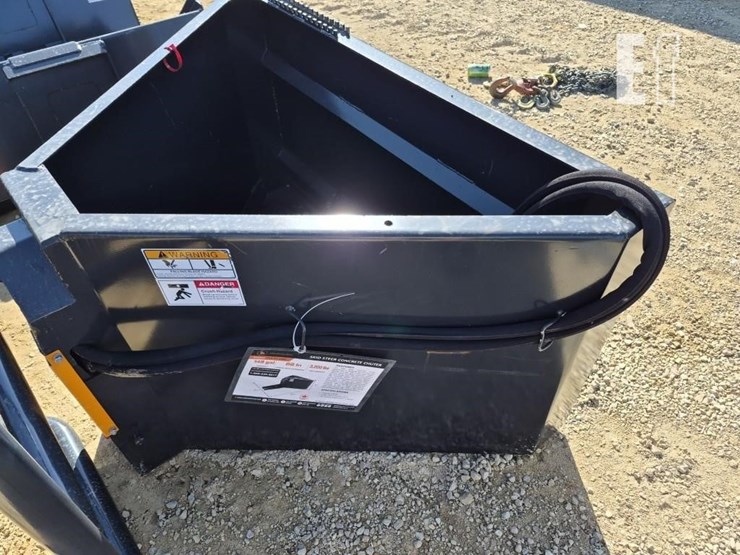 wolverine-cct-11-148v-concrete-chute-image-1
