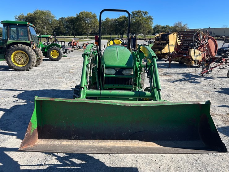 john-deere-4320-image-7