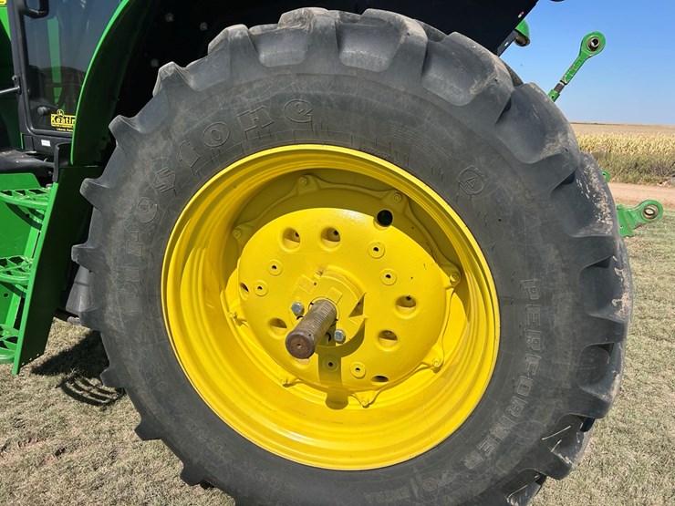 2023-john-deere-6130m-image-35