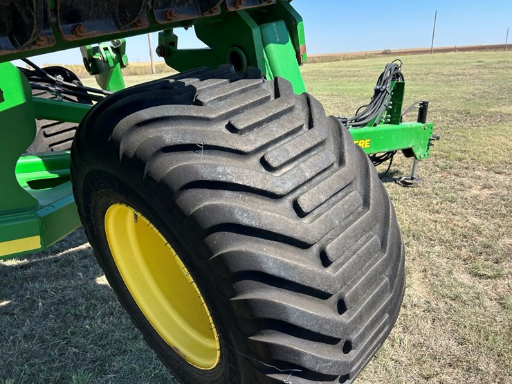 2020-john-deere-2020-image-11