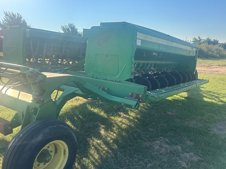 john-deere-450-image-7