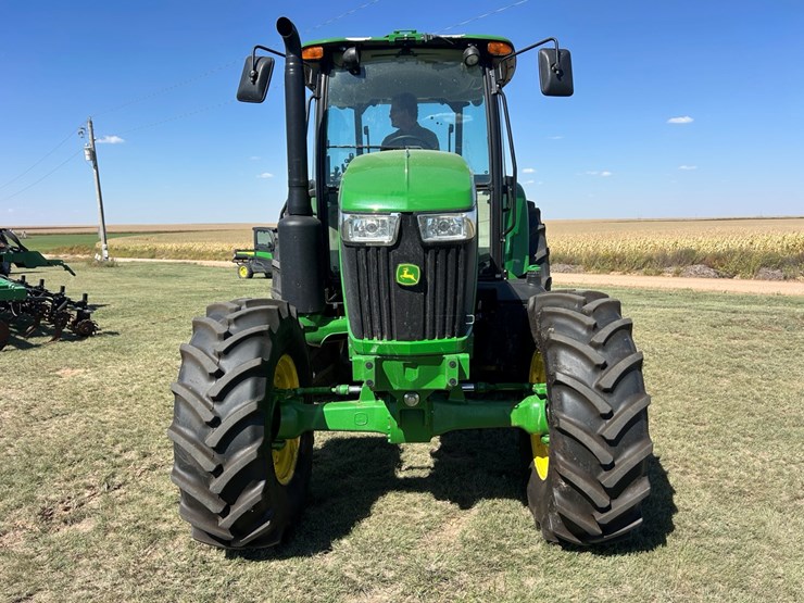 2024-john-deere-6135e-image-20