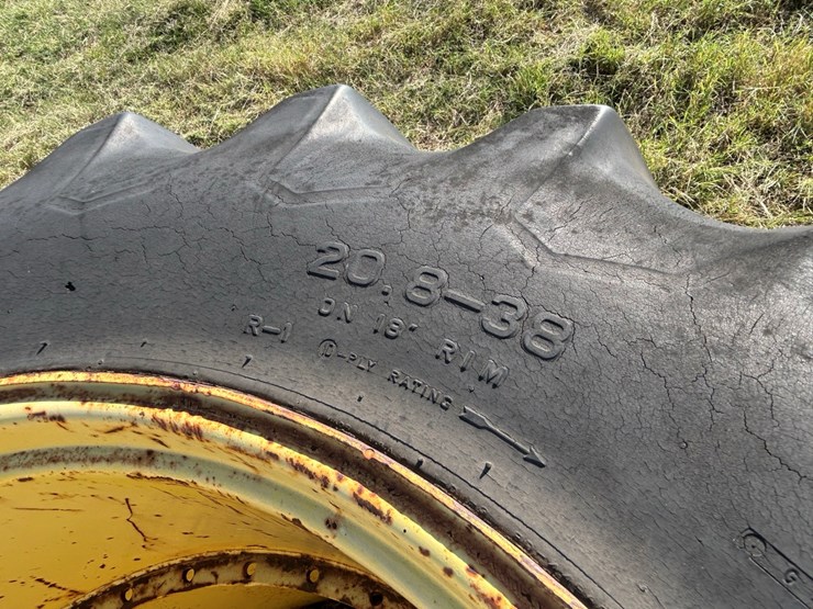 #99-•-john-deere-duals-image-6