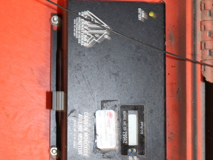 #1046-•-air-systems-breather-box-with-cart-image-3