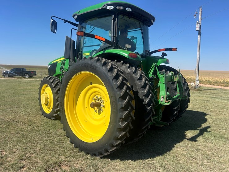 2012-john-deere-7215r-image-31