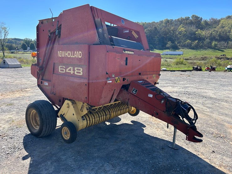 new-holland-648-image-5