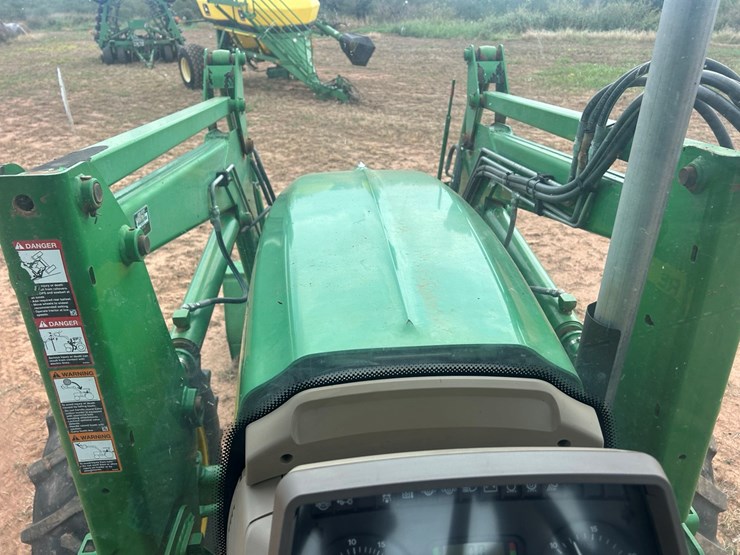 john-deere-7130-image-30