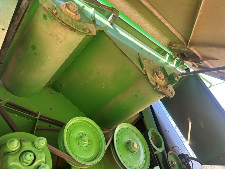 2010-john-deere-2010-image-13
