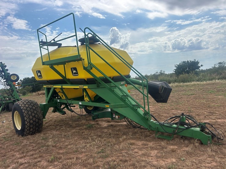 john-deere-1900-image-11