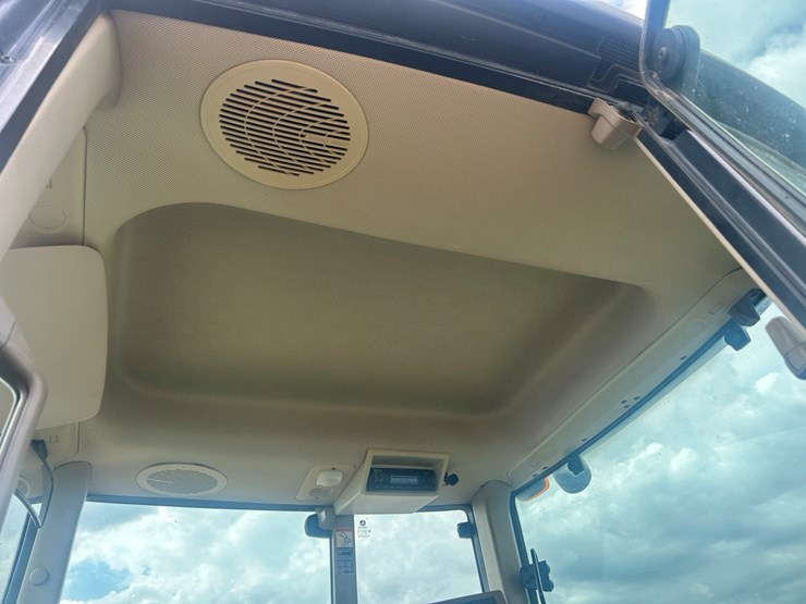 john-deere-7130-image-23