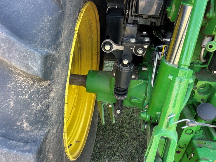 2023-john-deere-6130m-image-7