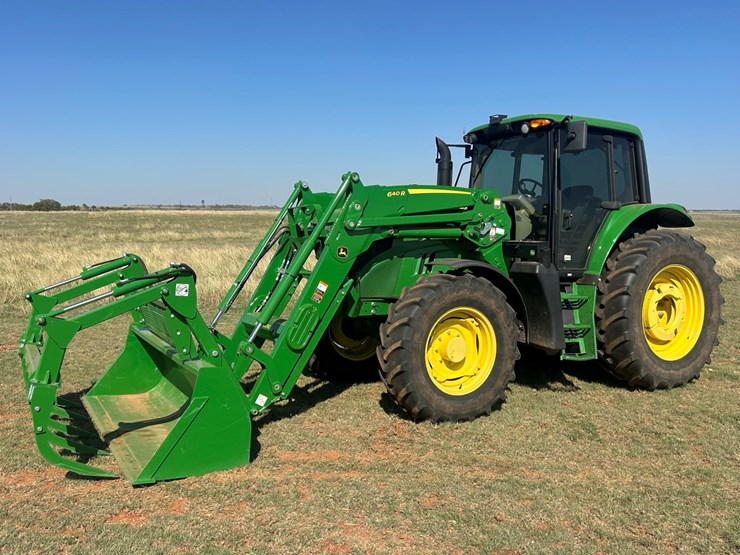 2014-john-deere-6140m-image-39