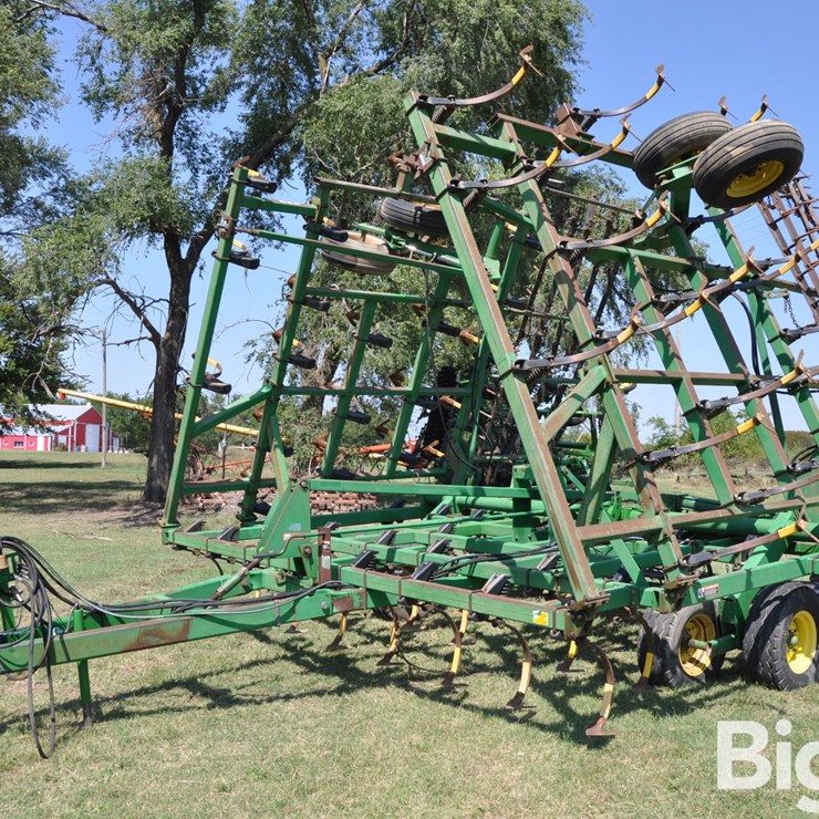 JOHN DEERE 980