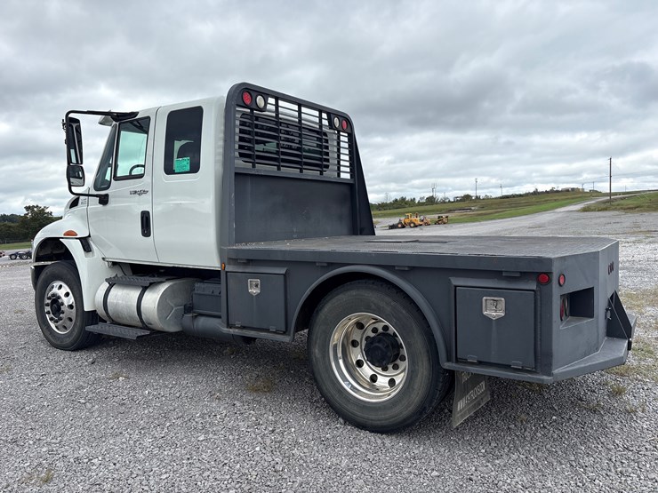 2009-international-durastar-4300-image-6