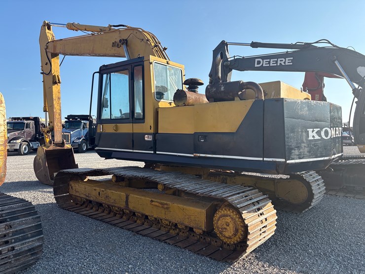 komatsu-pc220-lc-3-image-5