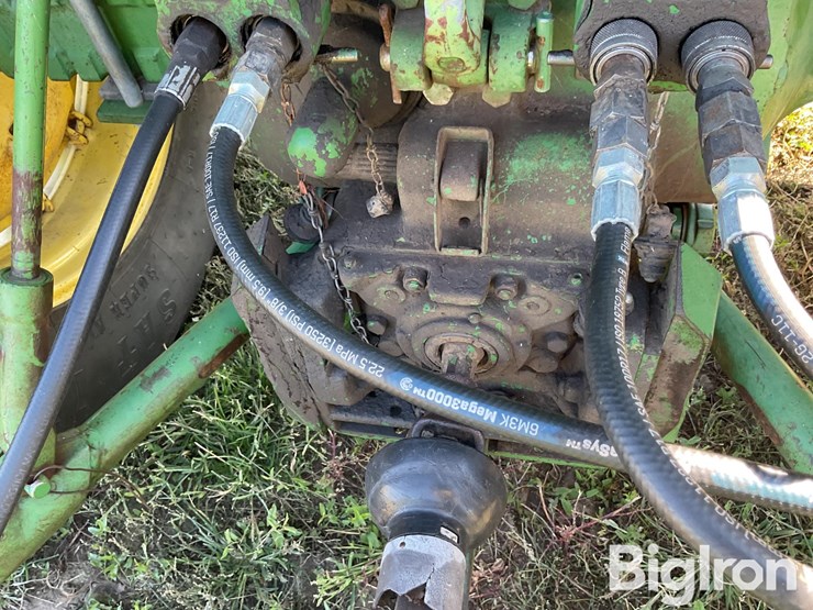 john-deere-450-image-14