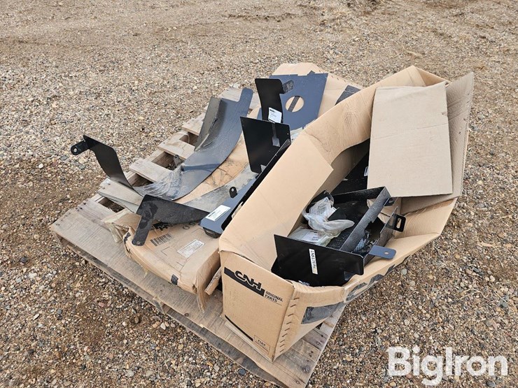 new-holland-big-baler-330-image-1