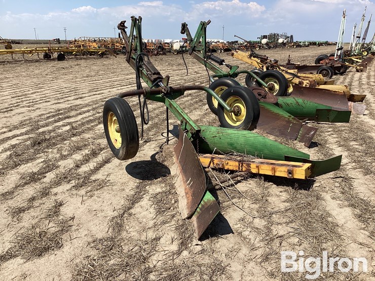 john-deere-12-image-7