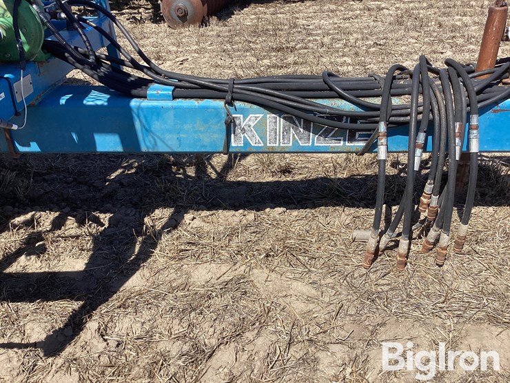 kinze-900-image-12