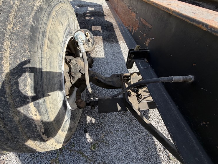 caterpillar-559c-image-17