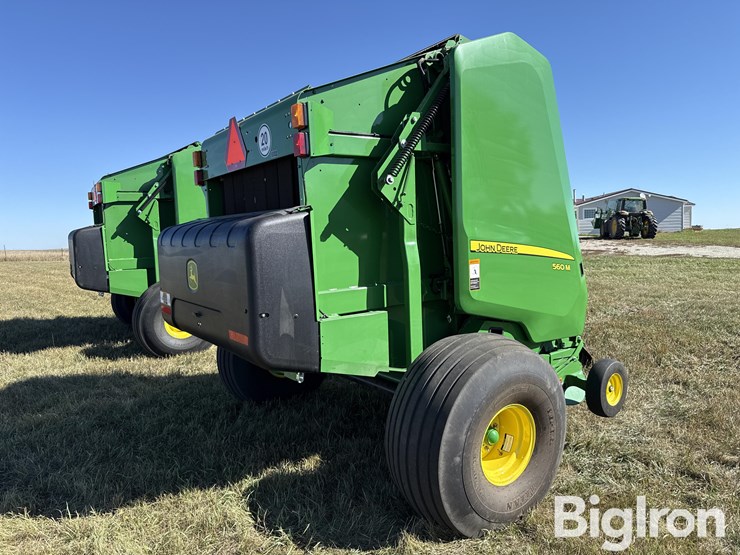 2022-john-deere-560m-image-5