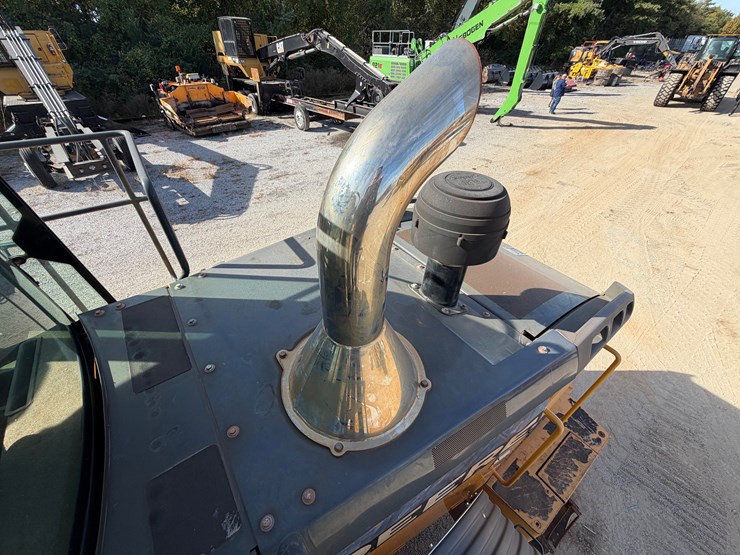 deere-724k-image-29